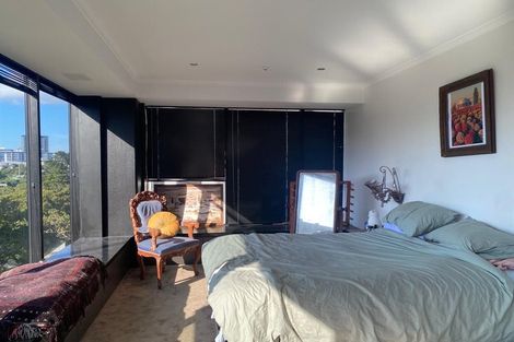 Photo of property in 9d/2 Saint Martins Lane, Grafton, Auckland, 1010