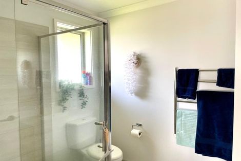 Photo of property in 22 Lakeside Terrace, Omokoroa, 3114