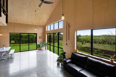 Photo of property in 55b Carthew Street, Okato, 4335