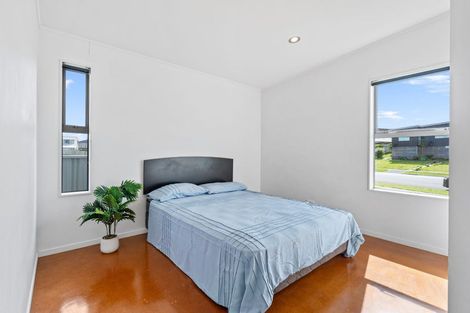 Photo of property in 31 Ata-mahina Way, Ruakaka, 0116