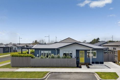 Photo of property in 30 Whareatua Avenue, Takanini, 2112