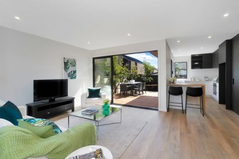 Photo of property in 45b Riro Street, Point Chevalier, Auckland, 1022