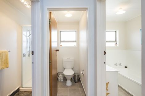 Photo of property in 30 Park View Avenue, Feilding, 4702