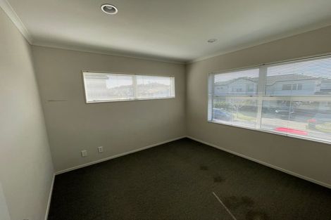 Photo of property in 3 Lorenzo Way, Flat Bush, Auckland, 2016
