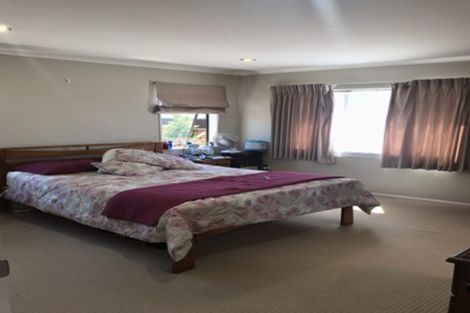 Photo of property in 36 Seresin Crescent, Flat Bush, Auckland, 2016