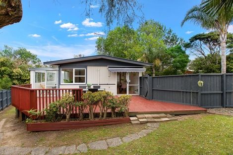 Photo of property in 1/57 Hatherlow Street, Glenfield, Auckland, 0629