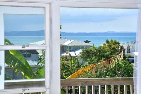 Photo of property in 34 De Luen Avenue, Tindalls Beach, Whangaparaoa, 0930