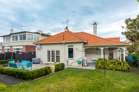 Photo of property in 1 Nelson Terrace, Seaview, Timaru, 7910