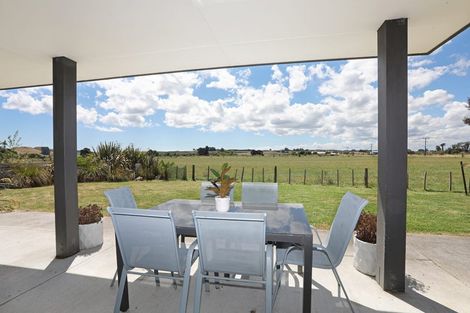 Photo of property in 6 George Street, Bulls, 4818