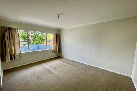Photo of property in 1 Puriri Place, Levin, 5510