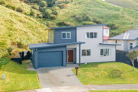 Photo of property in 52 Erlestoke Crescent, Churton Park, Wellington, 6037