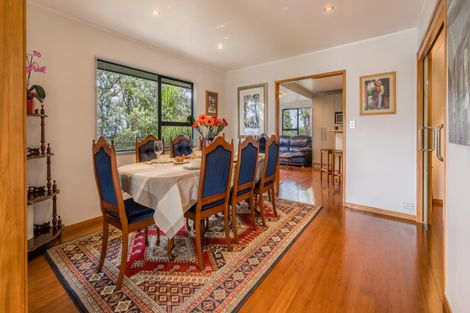 Photo of property in 112 Wood Bay Road, Titirangi, Auckland, 0604