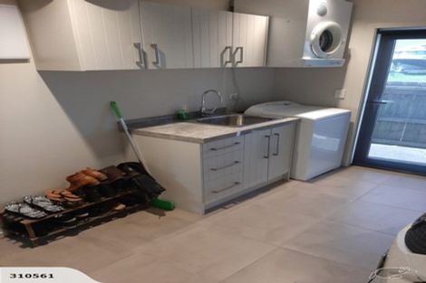 Photo of property in 60 Pipiroa Road, Ngatea, 3503