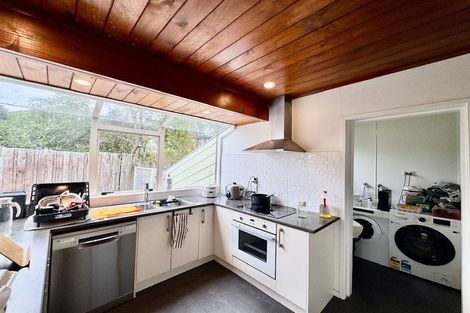 Photo of property in 61 Waimumu Road, Massey, Auckland, 0614