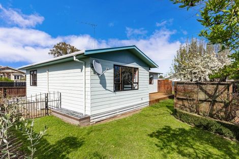 Photo of property in 2/8 Eltham Road, Blenheim, 7201