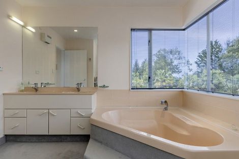 Photo of property in 13 Boundary Road, Waipahihi, Taupo, 3330