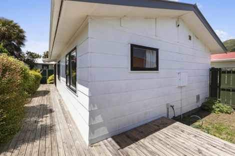 Photo of property in 118a Waiwhetu Road, Waterloo, Lower Hutt, 5011