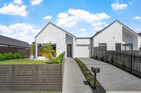 Photo of property in 33 Cambie Avenue, Red Beach, 0932