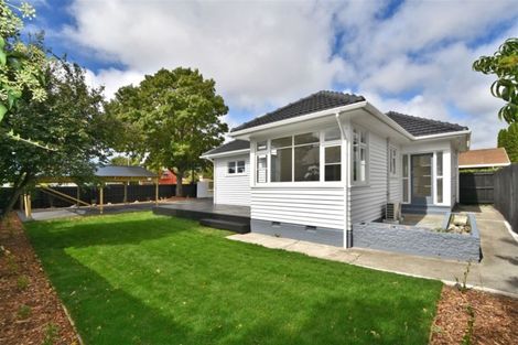 Photo of property in 219a Main North Road, Redwood, Christchurch, 8051