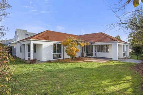 Photo of property in 24 Millcroft Place, Parklands, Christchurch, 8083