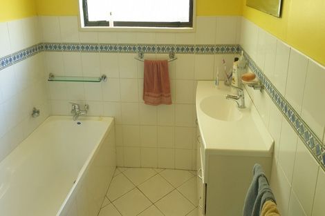 Photo of property in 42 Barnhill Crescent, Pahurehure, Papakura, 2113