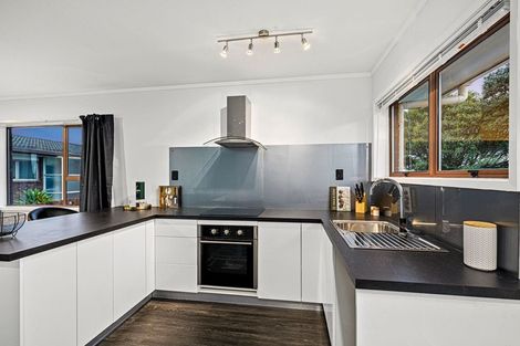 Photo of property in 5/38 Kirrie Avenue, Te Atatu South, Auckland, 0610