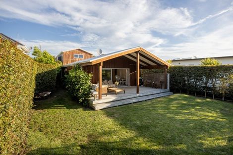 Photo of property in 25 Grove Avenue, Mount Maunganui, 3116