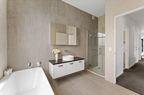 Photo of property in 5/73a The Parade, Bucklands Beach, Auckland, 2012