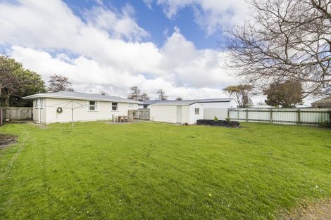 Photo of property in 90 Apollo Parade, Milson, Palmerston North, 4414