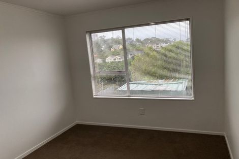 Photo of property in 12 Old Coach Road, Johnsonville, Wellington, 6037