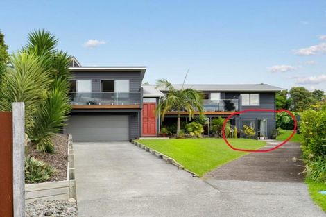 Photo of property in 34 Maori Hut Road, Red Beach, 0932