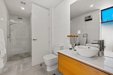 Photo of property in 19 Stackbrae Avenue, Wanaka, 9305