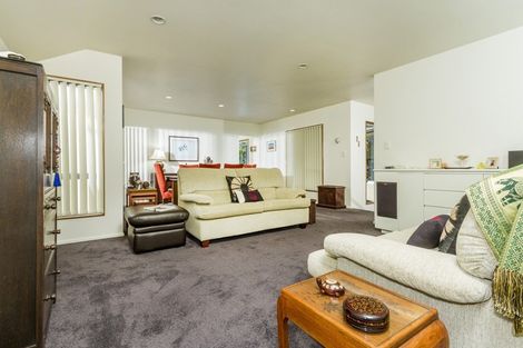 Photo of property in 288 Glenvar Road, Torbay, Auckland, 0630