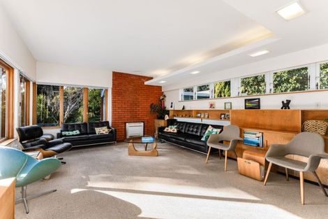 Photo of property in 36 Norton Park Avenue, Fairfield, Lower Hutt, 5011