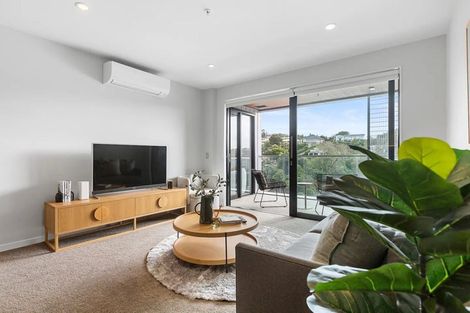 Photo of property in The Victor, 202/4 Bute Road, Browns Bay, Auckland, 0630