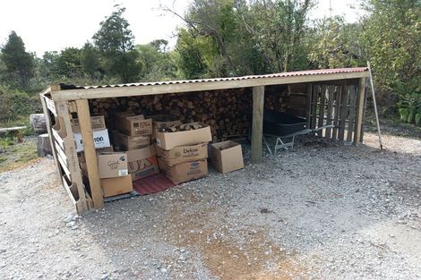 Photo of property in 898 Cape Foulwind Road, Cape Foulwind, 7892