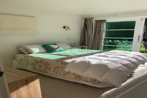 Photo of property in 21 Percival Road, Paraparaumu Beach, Paraparaumu, 5032