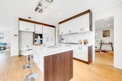 Photo of property in 51 Hikuawa Road, Flat Bush, Auckland, 2019