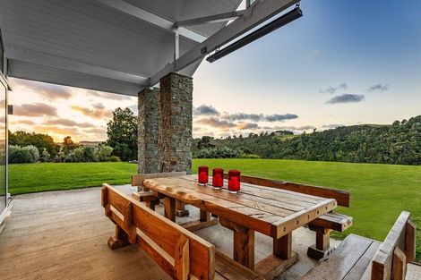 Photo of property in 145a Mokoroa Valley Road, Waitakere, Henderson, 0782