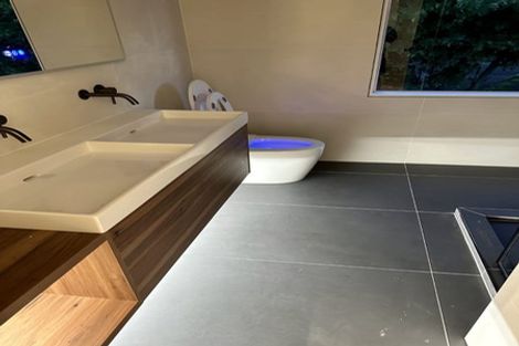 Photo of property in 1/45 Rothesay Bay Road, Rothesay Bay, Auckland, 0630