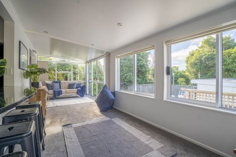 Photo of property in 4 Halswater Drive, Churton Park, Wellington, 6037