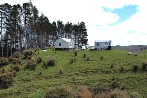 Photo of property in 623 Bickerstaffe Road, Maungaturoto, 0587