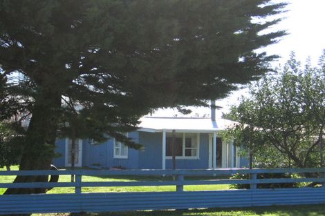 Photo of property in 17 Edinburgh Terrace, Foxton Beach, Foxton, 4815