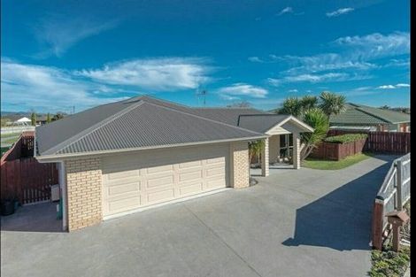 Photo of property in 10 Alderwick Place, Rototuna North, Hamilton, 3210