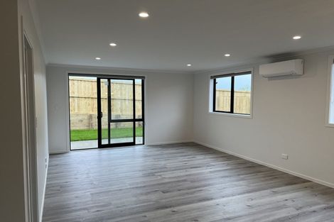 Photo of property in 29 Waruhia Crescent, Rototuna North, 3281