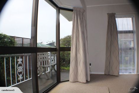 Photo of property in 66a Whiteley Street, Moturoa, New Plymouth, 4310