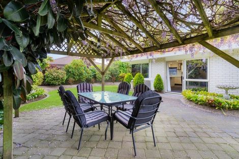 Photo of property in 9 Kalmia Dell, Mount Maunganui, 3116