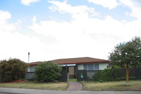 Photo of property in 502 Linwood Avenue, Woolston, Christchurch, 8062