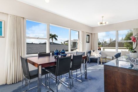 Photo of property in 8 Fielding Crescent, Farm Cove, Auckland, 2012