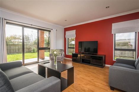 Photo of property in 1 Harding Avenue, Te Atatu South, Auckland, 0610